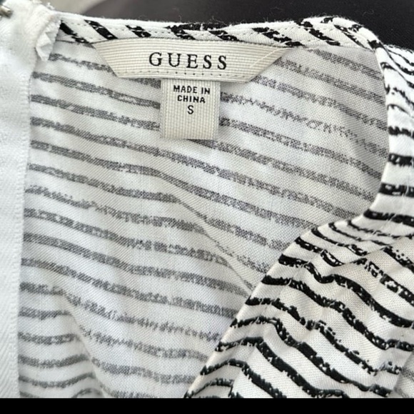 Guess Top - Picture 3 of 5